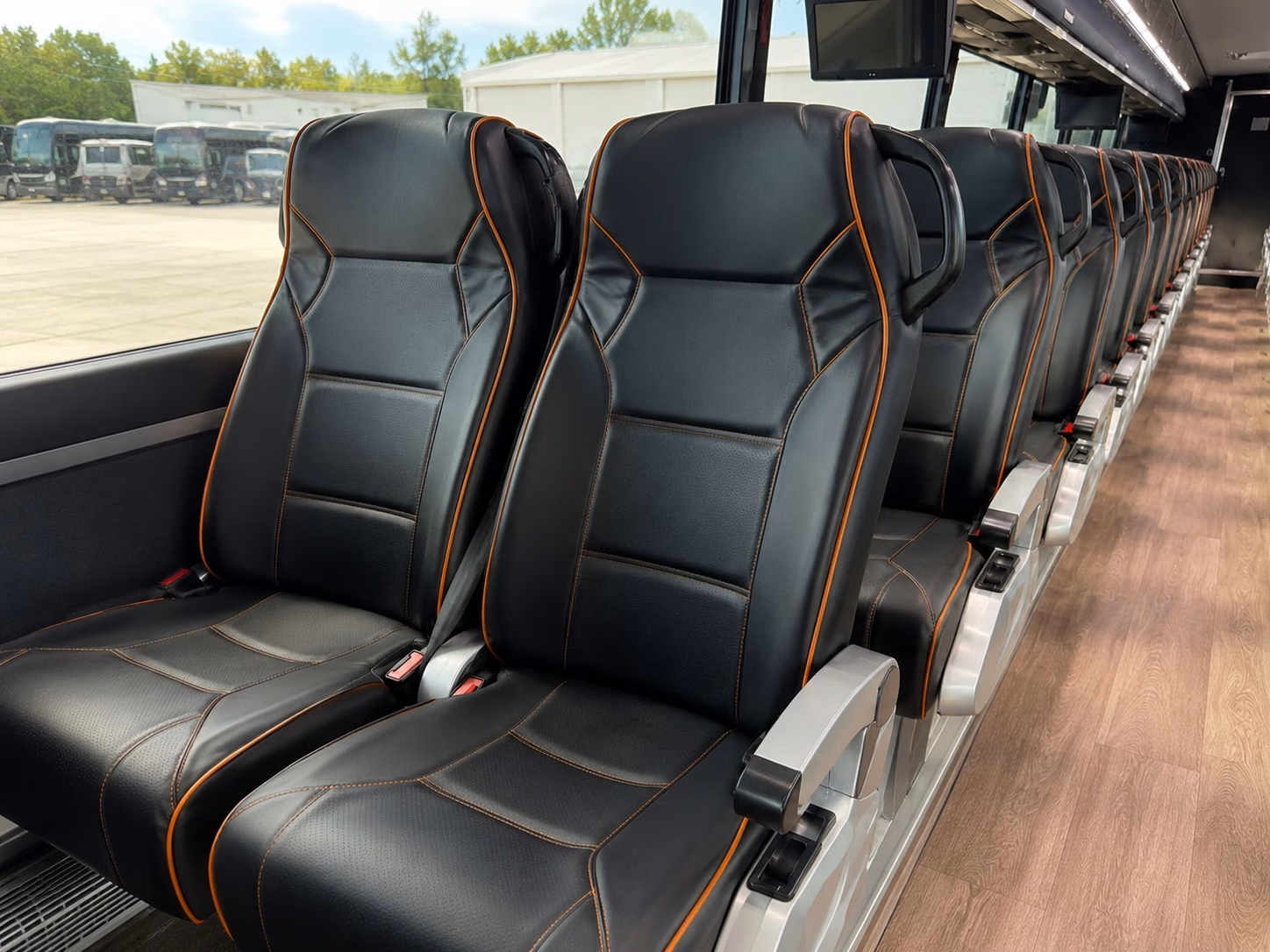 charter bus rentals in lakewood are perfect for large prom groups