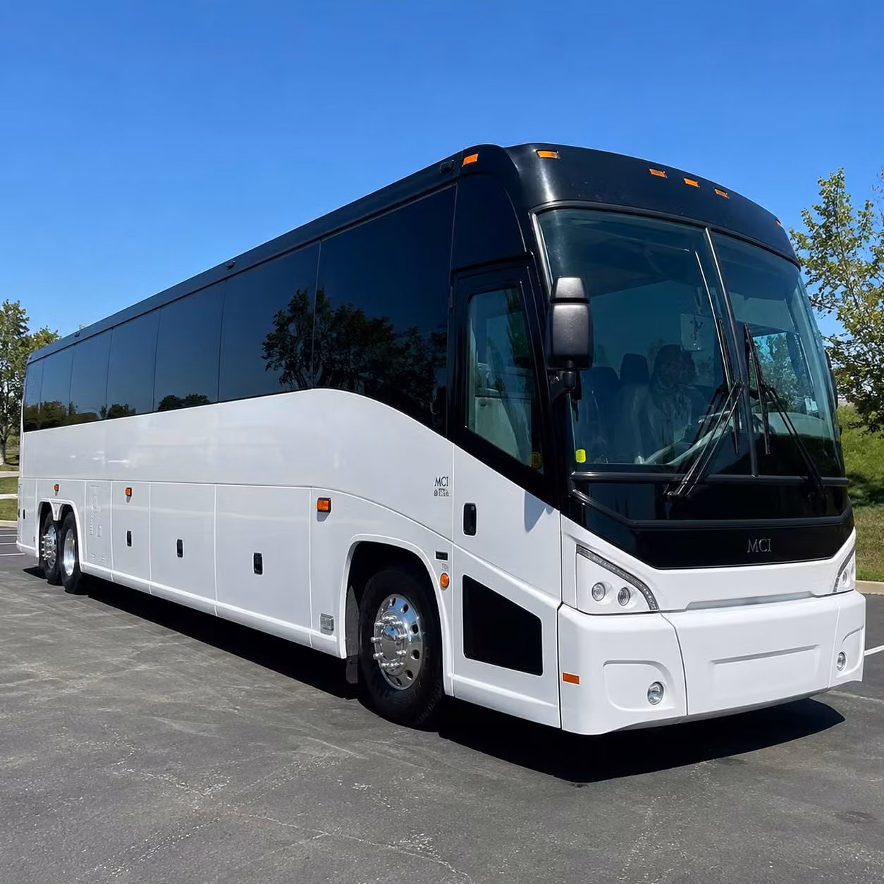 compare long beach airport shuttle options for your lakewood group