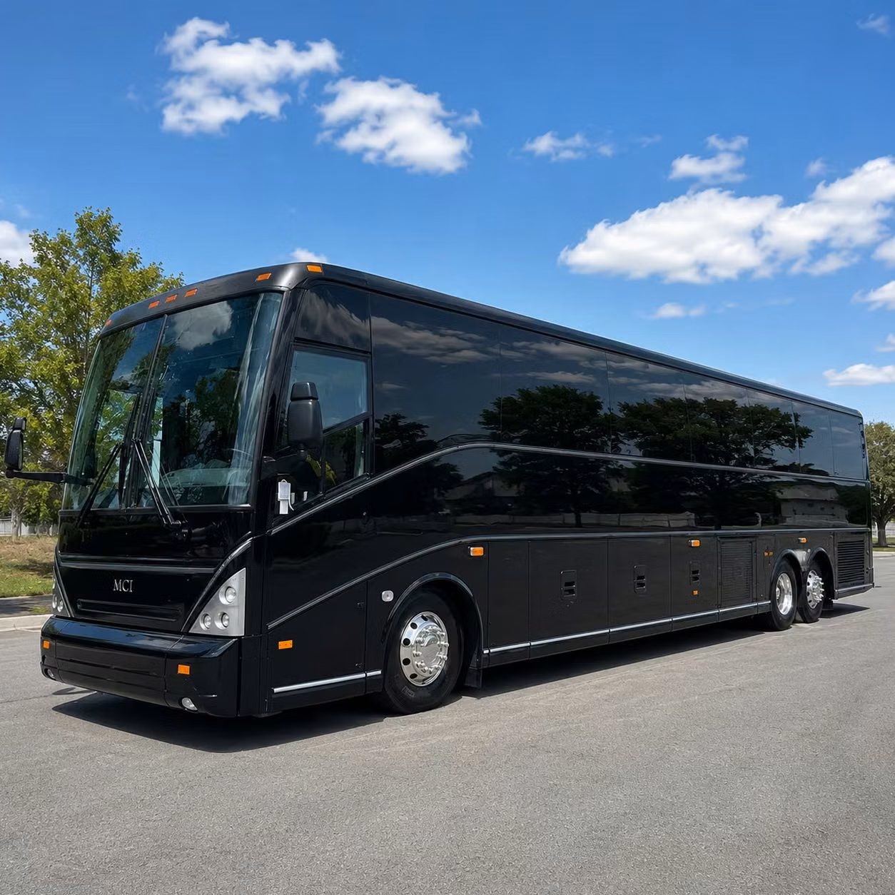 employee shuttle services that keep lakewood teams moving