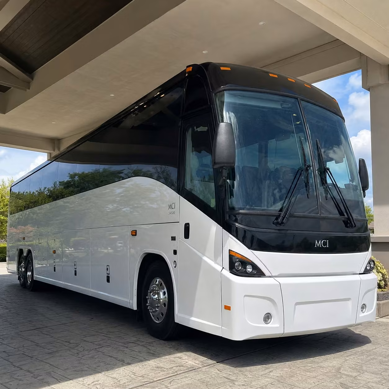shuttle lakewood employees between remote parking and the office without the headache